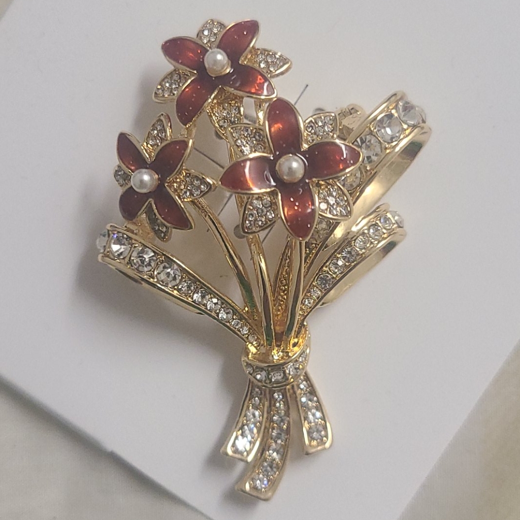 Brooch 29$